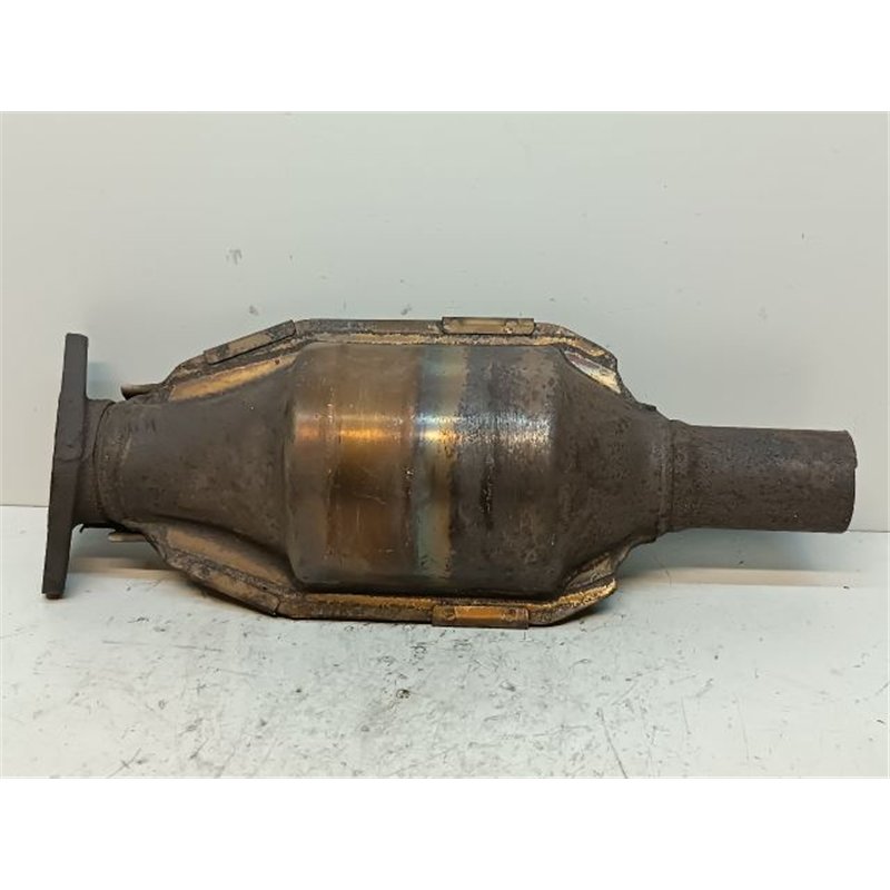 HYUNDAI i40 Katalizátor