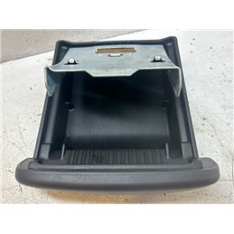 TOYOTA YARIS Első Tároló Rekesz