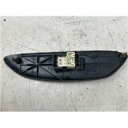 TOYOTA YARIS Jobb első Ablakemelő Kapcsoló