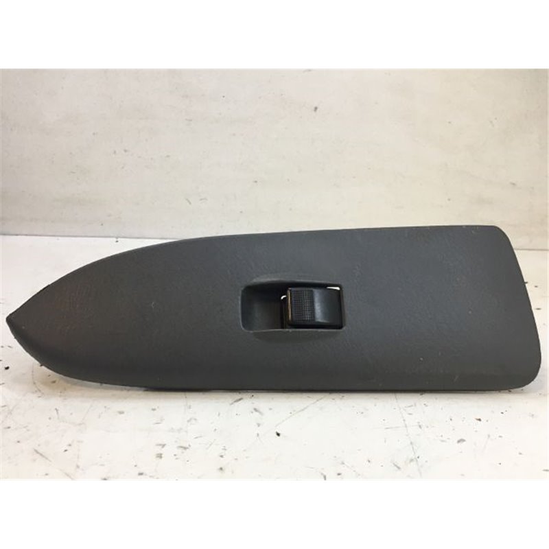 MAZDA 323 Jobb hátsó Ablakemelő Kapcsoló