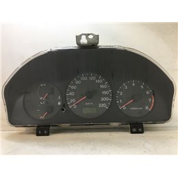 MAZDA 323 Kilométeróra