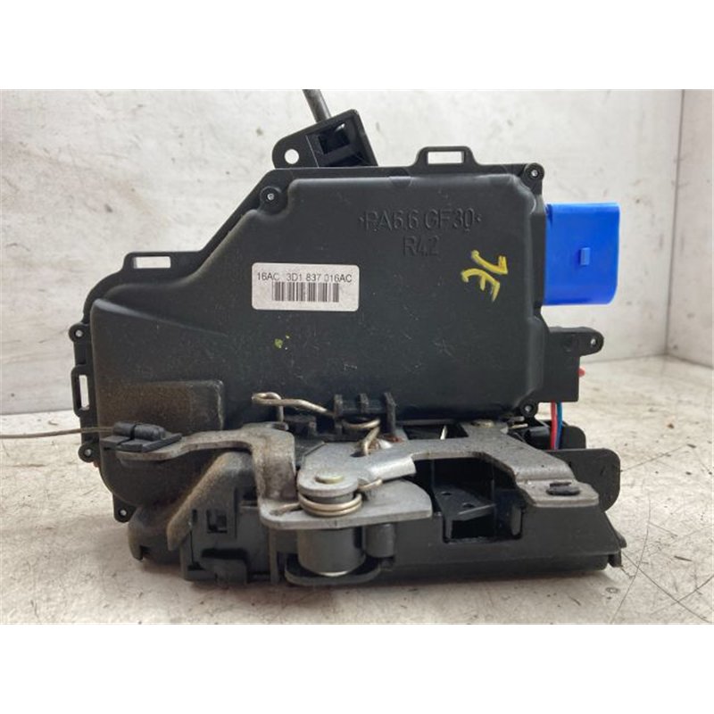 VW GOLF V Jobb első Ajtózár