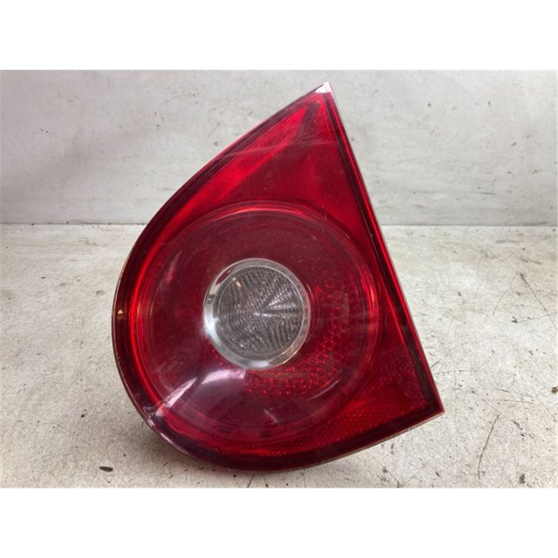 VW GOLF V Jobb Belső Hátsó Lámpa