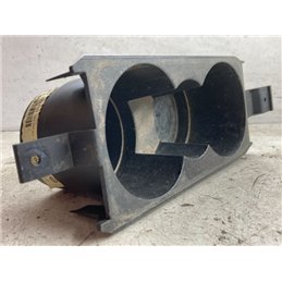 VW GOLF V Pohártartó