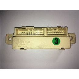 HYUNDAI i40 Riasztó Központ