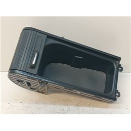 HYUNDAI i40 Első Tároló Rekesz