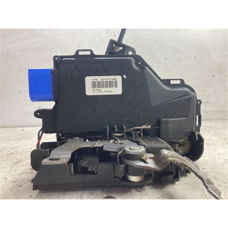 VW GOLF V Bal első Ajtózár