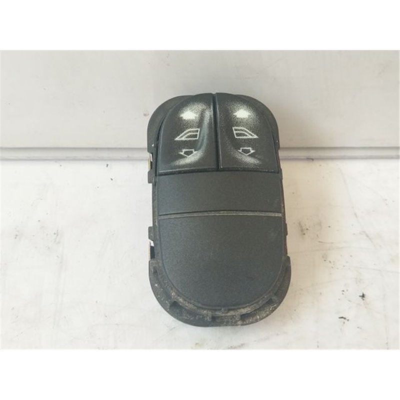 FORD ESCORT Ablakemelő Kapcsoló Négyes / Kettes