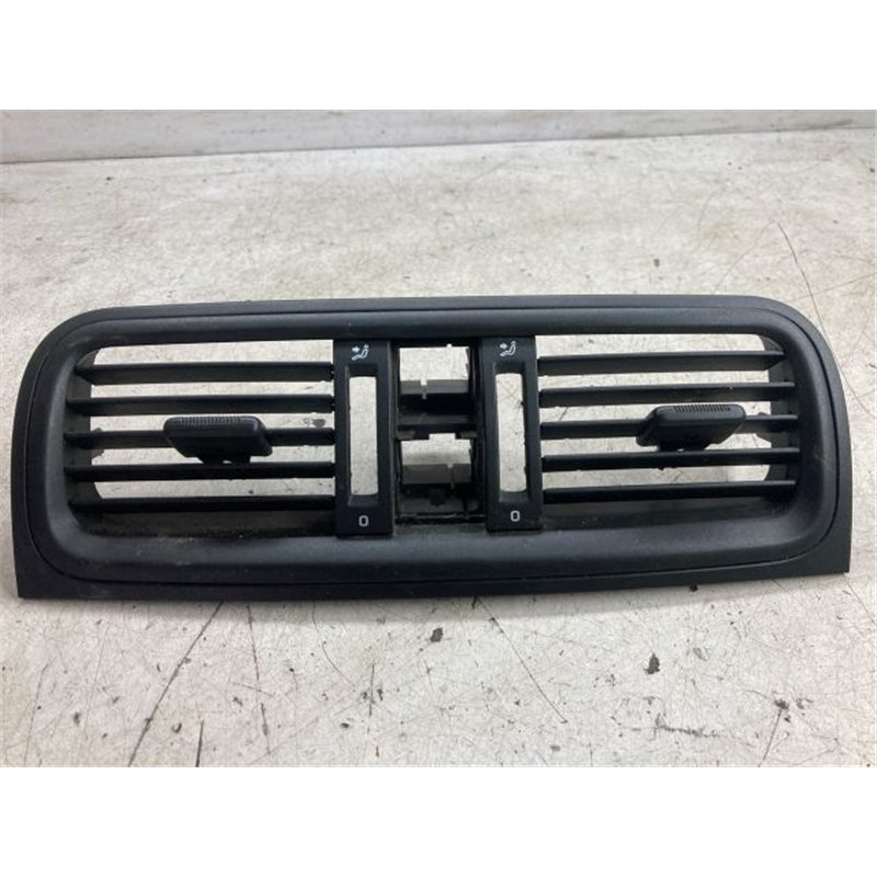 SKODA FABIA II Középső Szellőző Keret