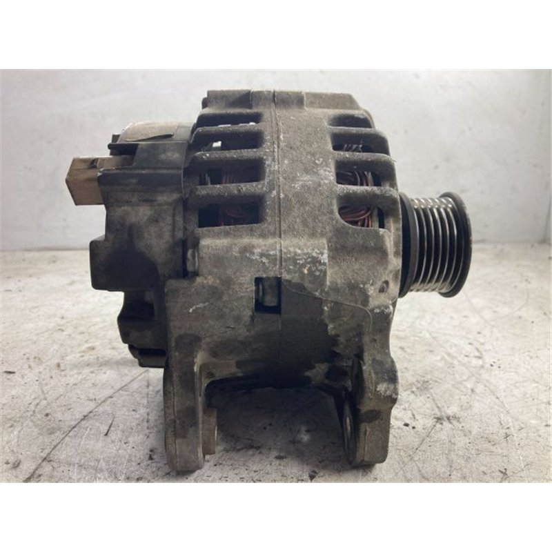 VW POLO IV Generátor