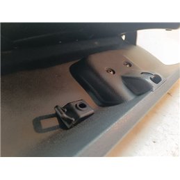 VW POLO IV Kesztyűtartó
