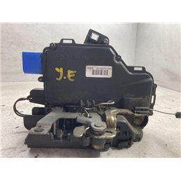 VW POLO IV Bal első Ajtózár