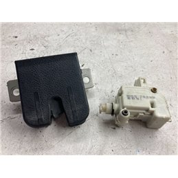 VW POLO IV Csomagtérajtó Zárszerkezet