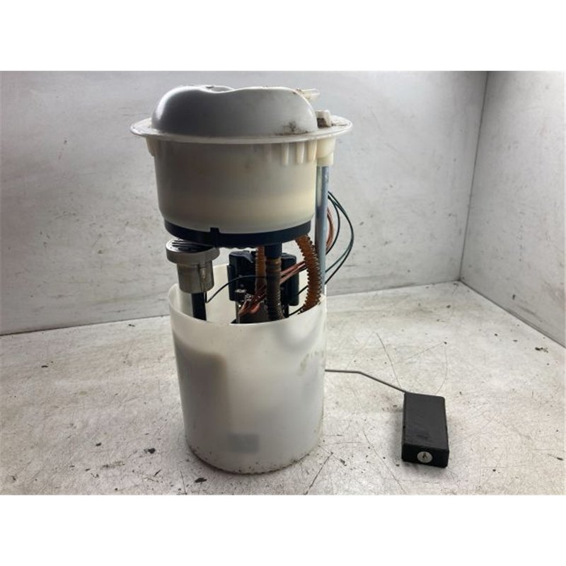 SUZUKI SWIFT I Üzemanyag Szivattyú