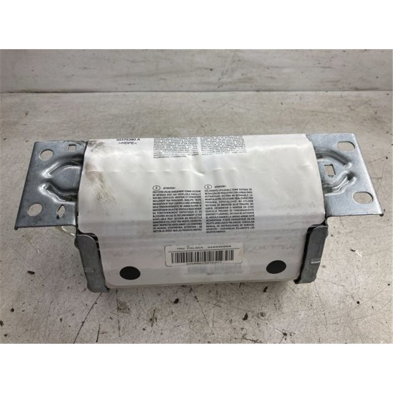 BMW 1 Utasoldali Légzsák