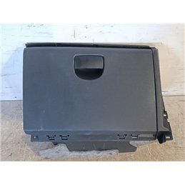 HYUNDAI i20 Kesztyűtartó