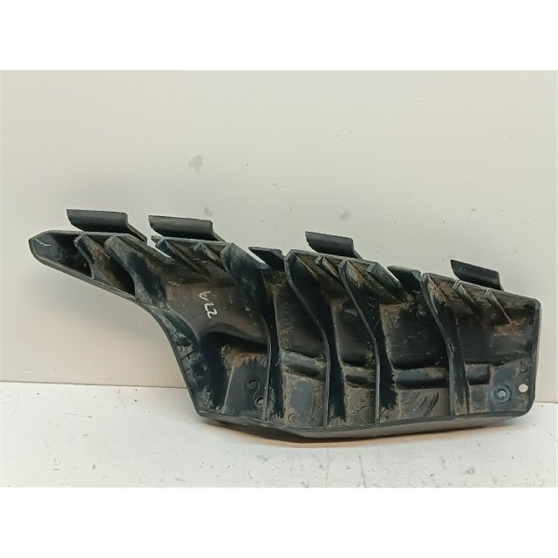 HYUNDAI i20 Bal első Lökhárító Tartó (Műanyag)