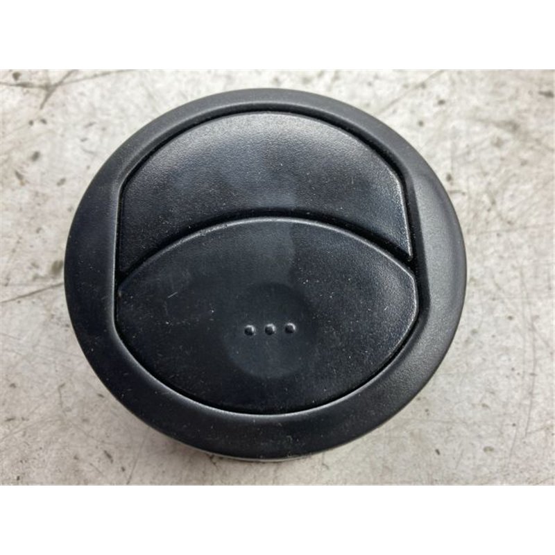 CHEVROLET SPARK Bal Szellőző