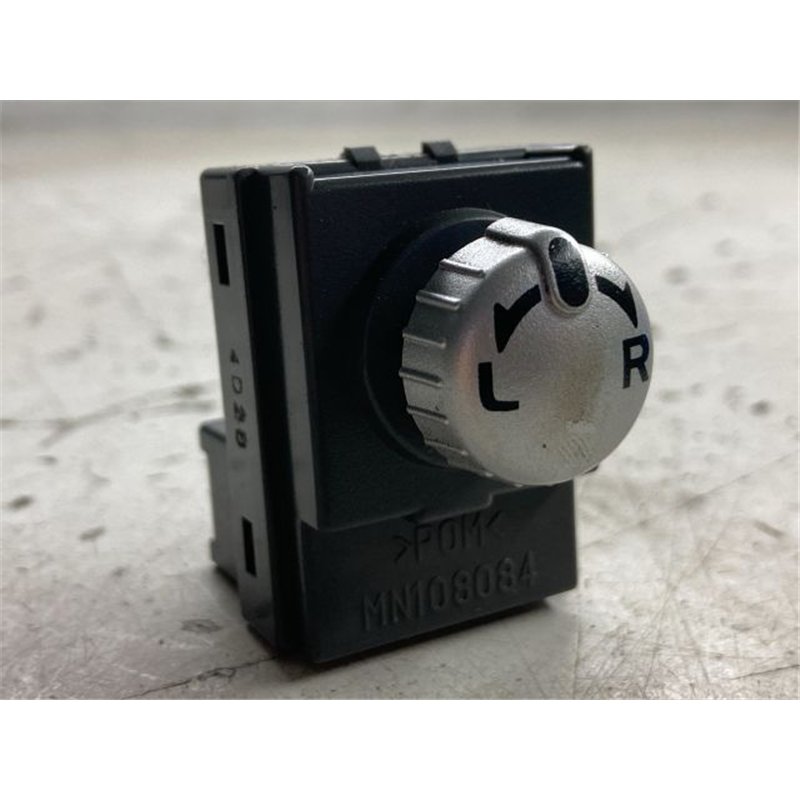 MITSUBISHI COLT Tükör Kapcsoló