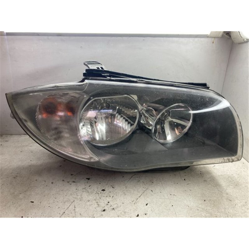 BMW 1 Jobb Fényszóró