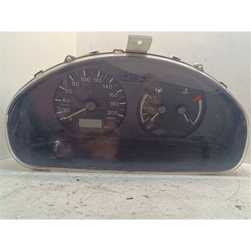 MITSUBISHI SPACE STAR Kilométeróra