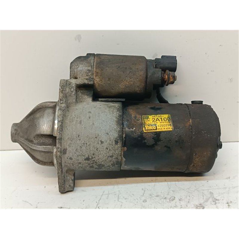 HYUNDAI i20 Önindító