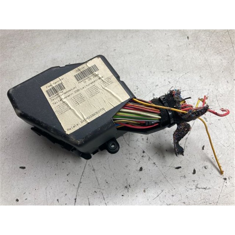 VW GOLF IV Biztosítéktábla Doboz