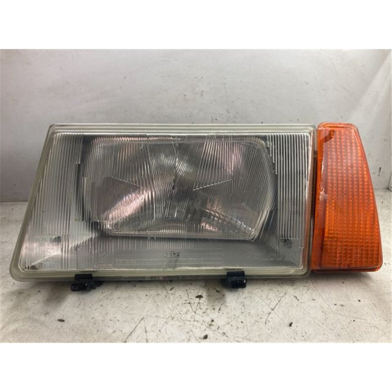 LADA SAMARA Bal Fényszóró