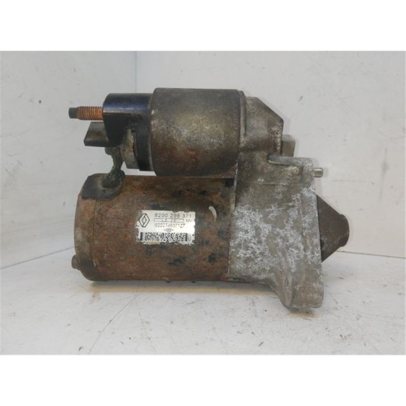 RENAULT CLIO III Önindító