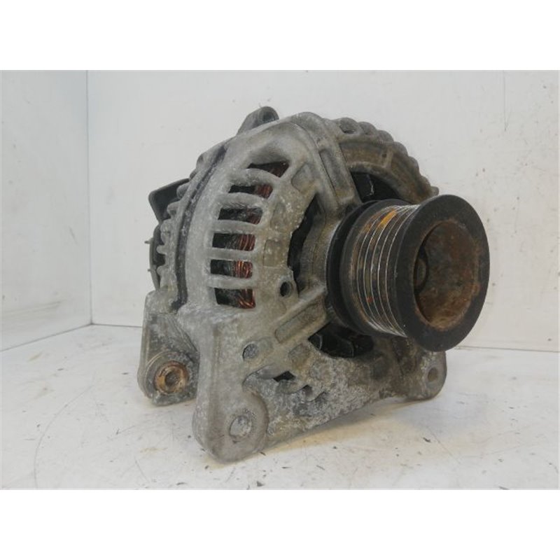 RENAULT CLIO III Generátor