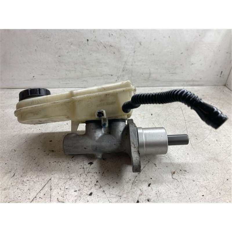 MITSUBISHI COLT Főfékhenger