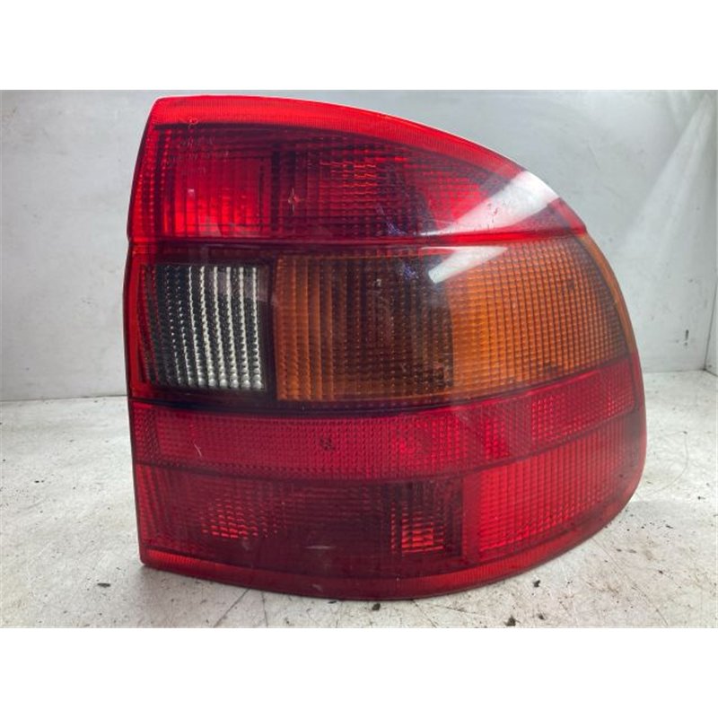 OPEL ASTRA F Jobb Hátsó Lámpa