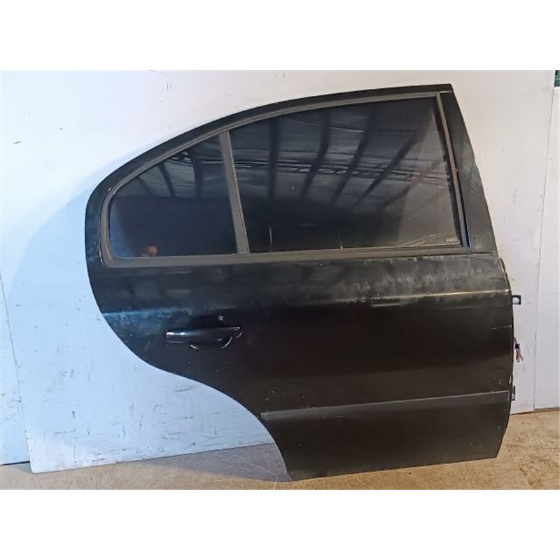 SKODA OCTAVIA I Jobb hátsó Ajtó (Részeivel)