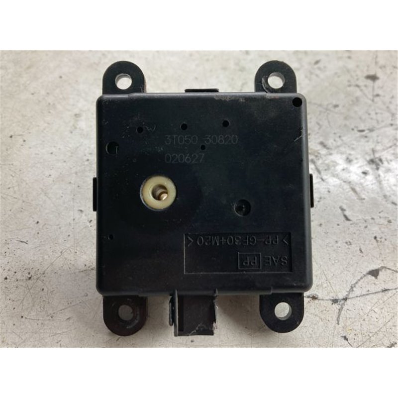 NISSAN PRIMERA Fűtés Állító Motor