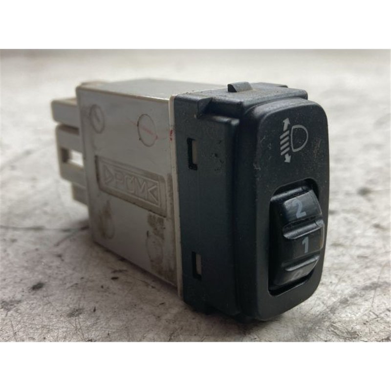 MITSUBISHI LANCER VII Fényszórómagasság Állító Kapcsoló