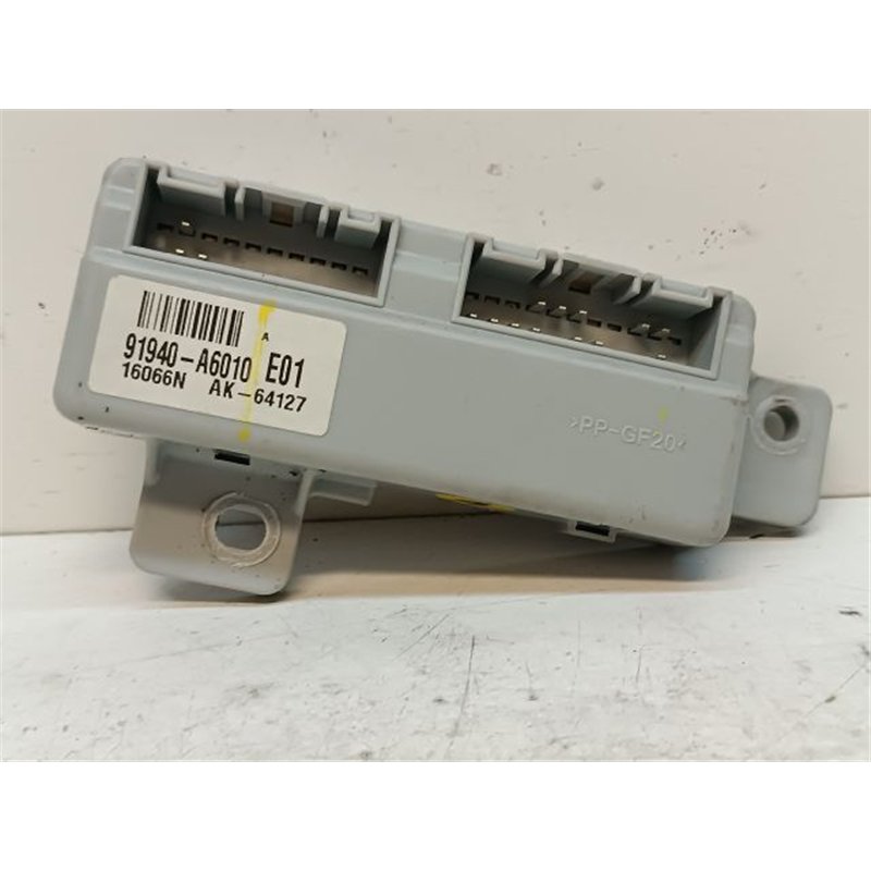 HYUNDAI I30 Elektronika (Magában)