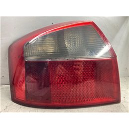 AUDI A4 B6 Bal Hátsó Lámpa