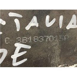 SKODA OCTAVIA I Bal első Ajtózár