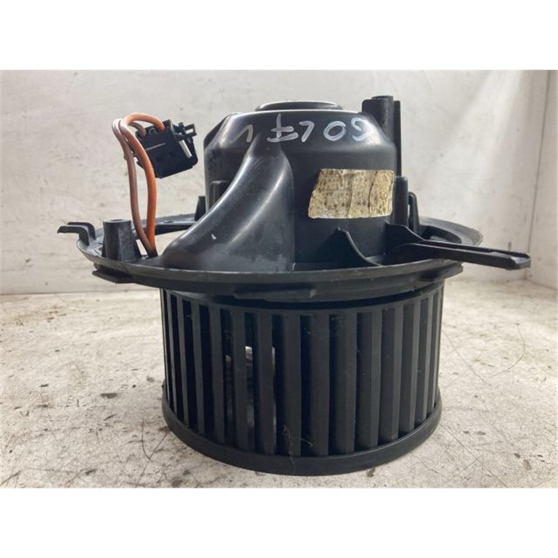 VW GOLF V Fűtőmotor (Klímás)