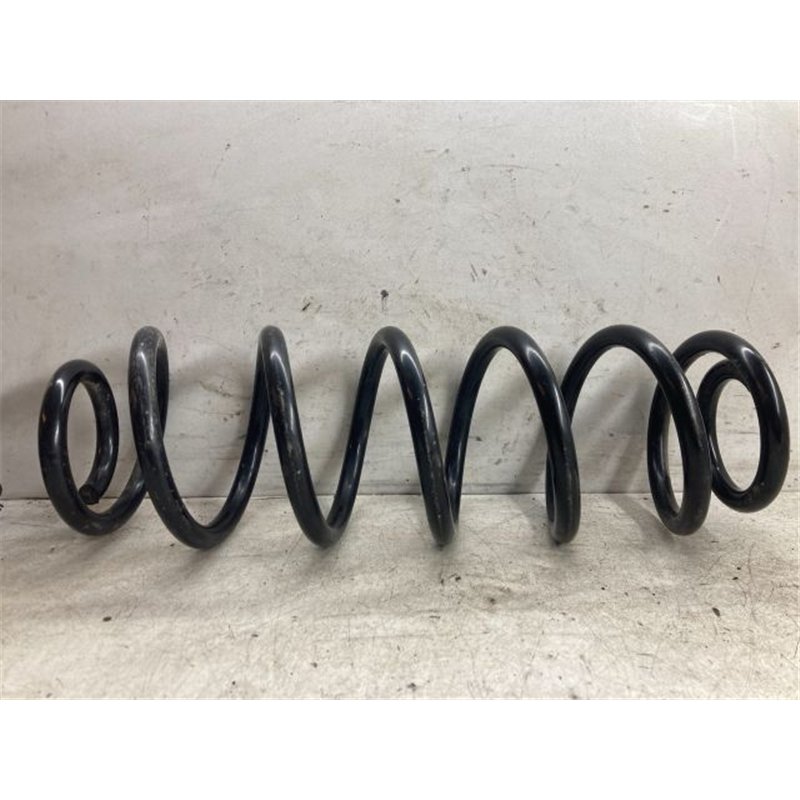 VW GOLF V Hátsó Rugó