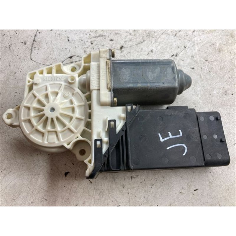 VW BORA Jobb első Ablakemelő Motor