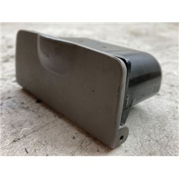 MAZDA PREMACY Első Hamutartó