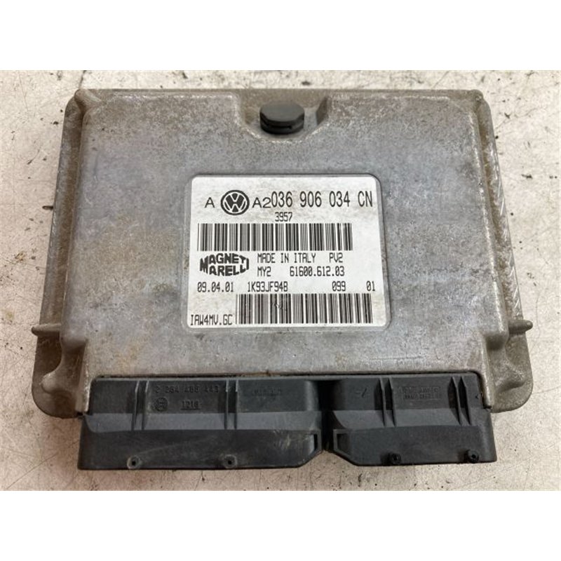 VW GOLF IV Motorvezérlő