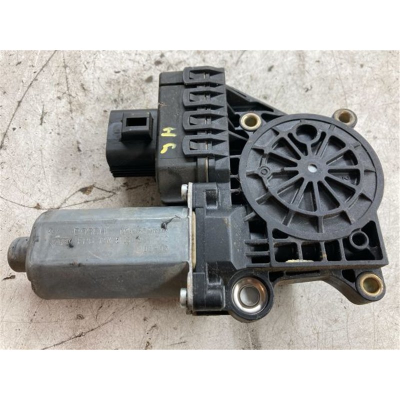 FORD MONDEO III Jobb hátsó Ablakemelő Motor