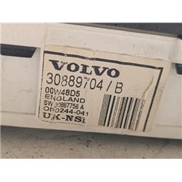 VOLVO V40 Kilométeróra