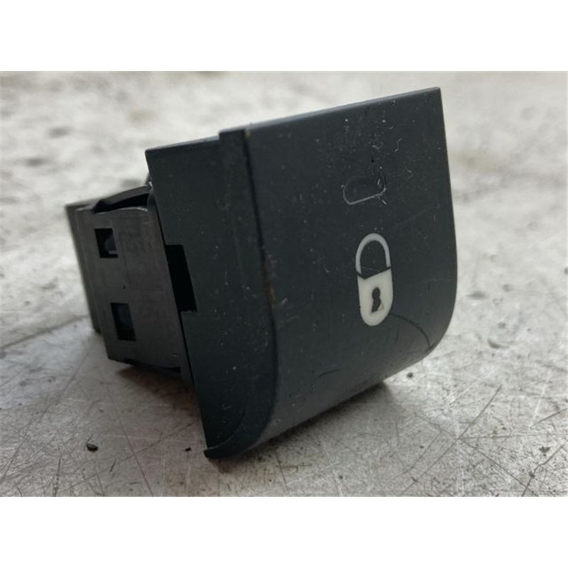 PEUGEOT 207 Központizár Kapcsoló