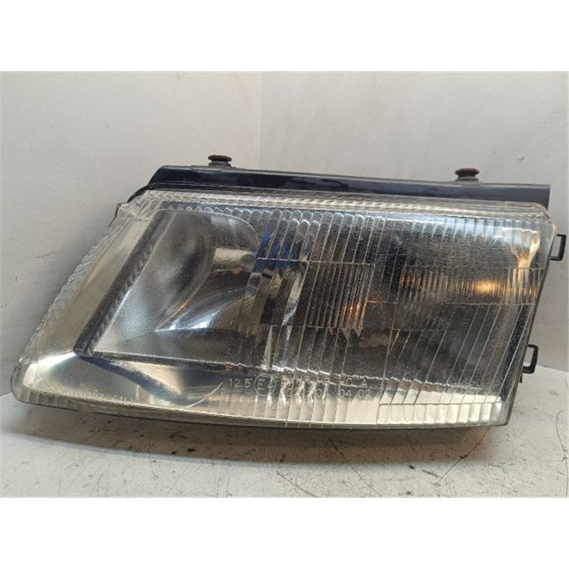 VW PASSAT B5 Bal Fényszóró