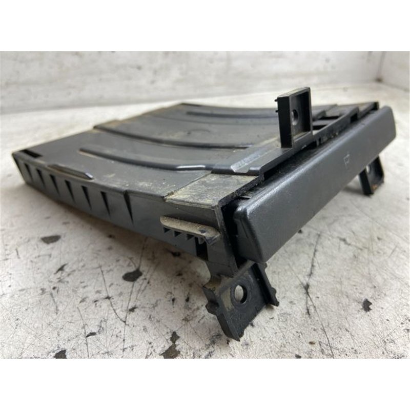 NISSAN ALMERA II Pohártartó