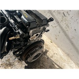 FORD FIESTA V Motor (Fűzött blokk hengerfejjel)