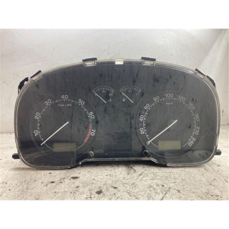 SKODA OCTAVIA I Kilométeróra